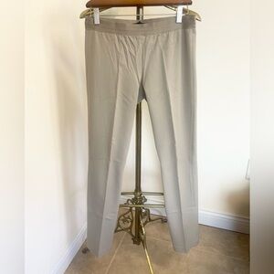 Classic Elie Tahari pull on pants!